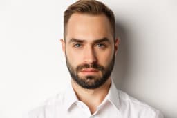 Hero founder avatar 2